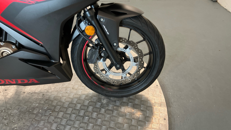 Honda CBR500RA (21MY)